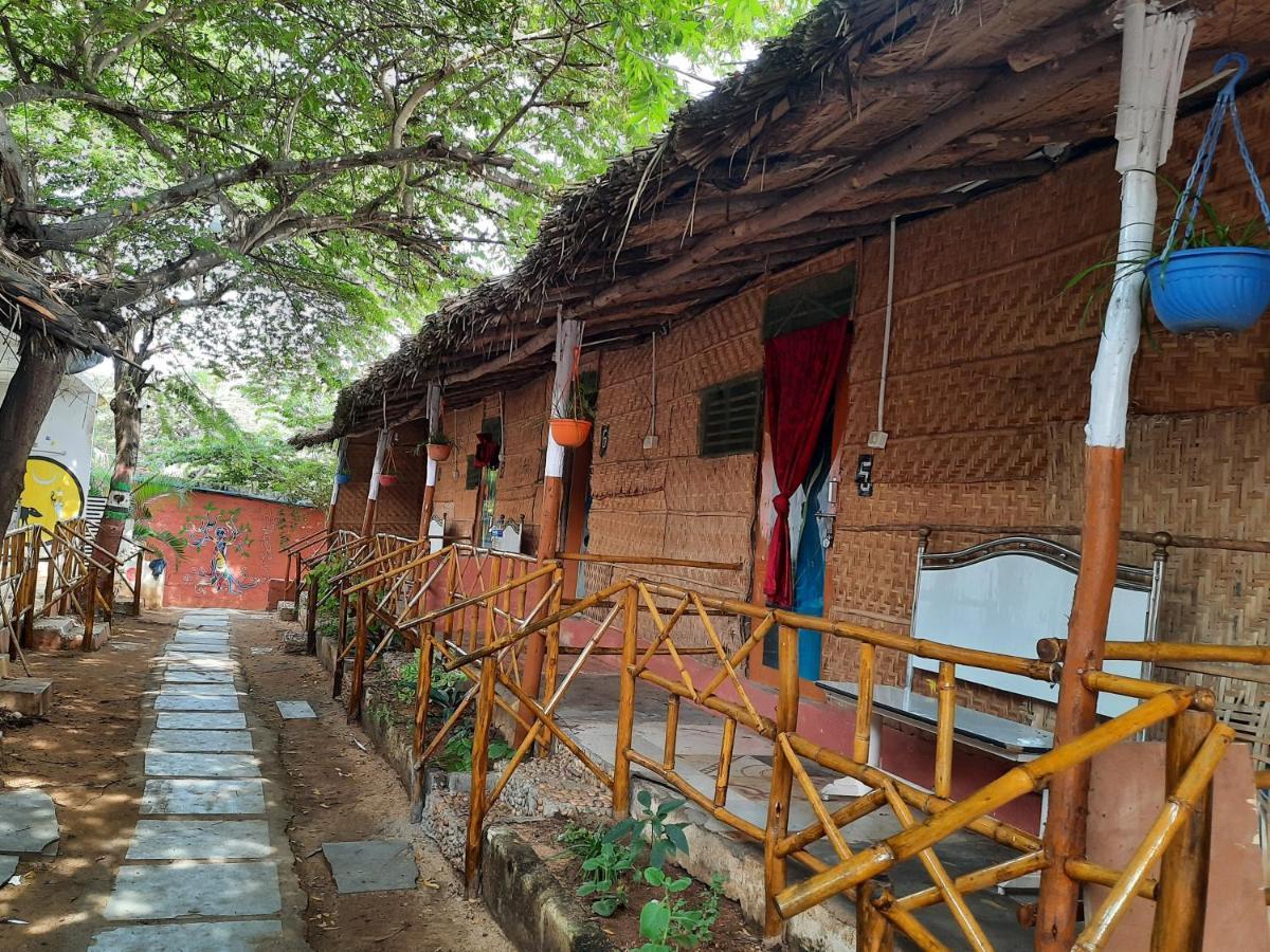 Jungle Tree Hampi Hotel Exterior foto